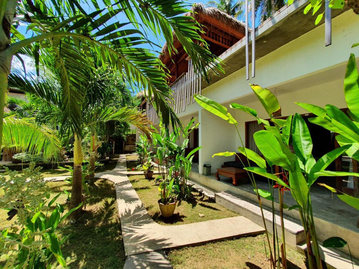 Palm Green Hotel Kuta  Exterior photo