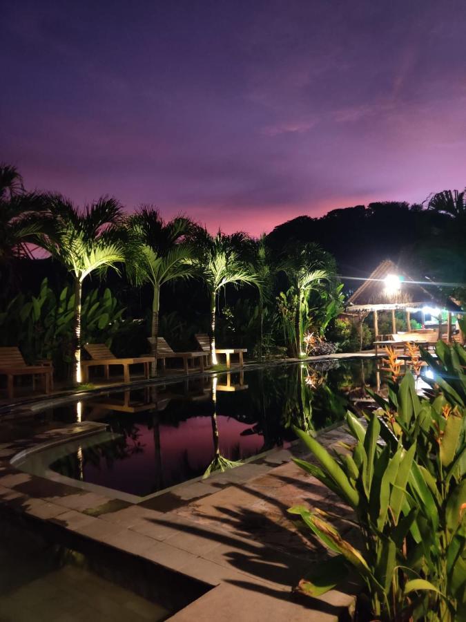 Palm Green Hotel Kuta  Exterior photo