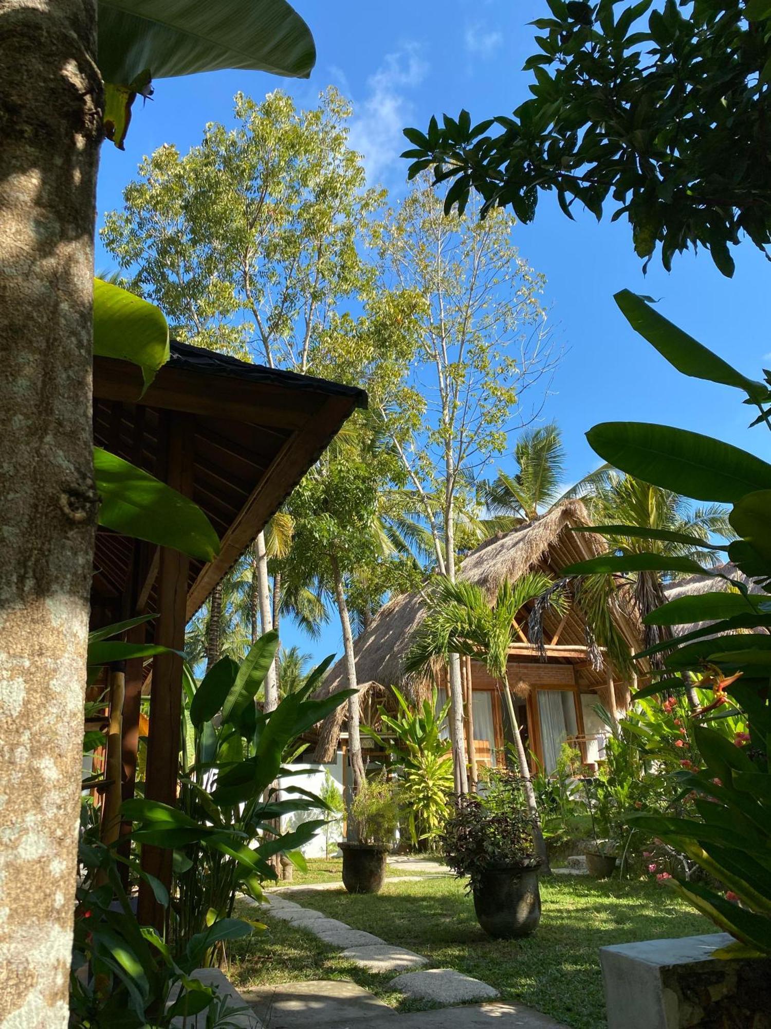 Palm Green Hotel Kuta  Exterior photo