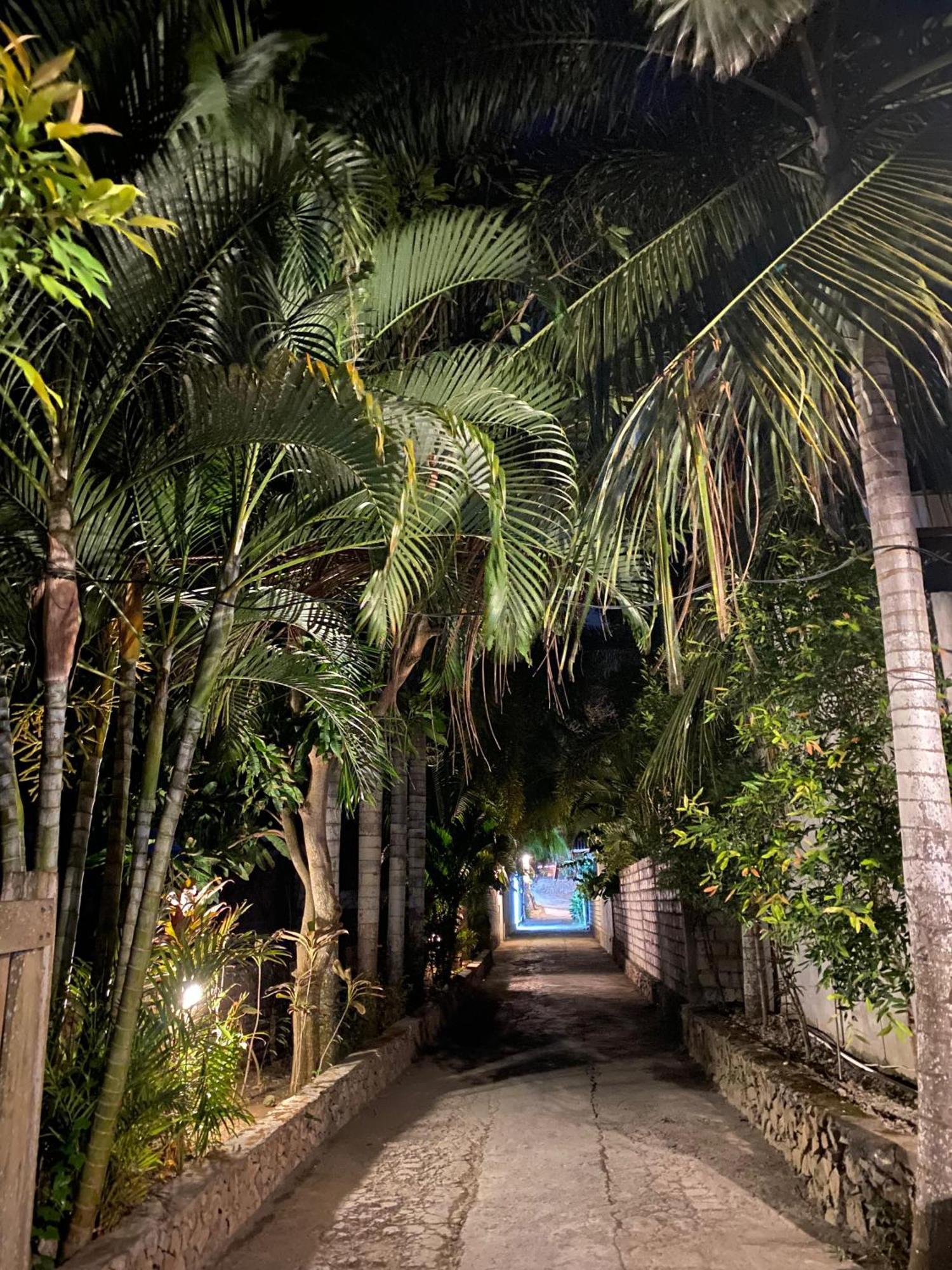 Palm Green Hotel Kuta  Exterior photo