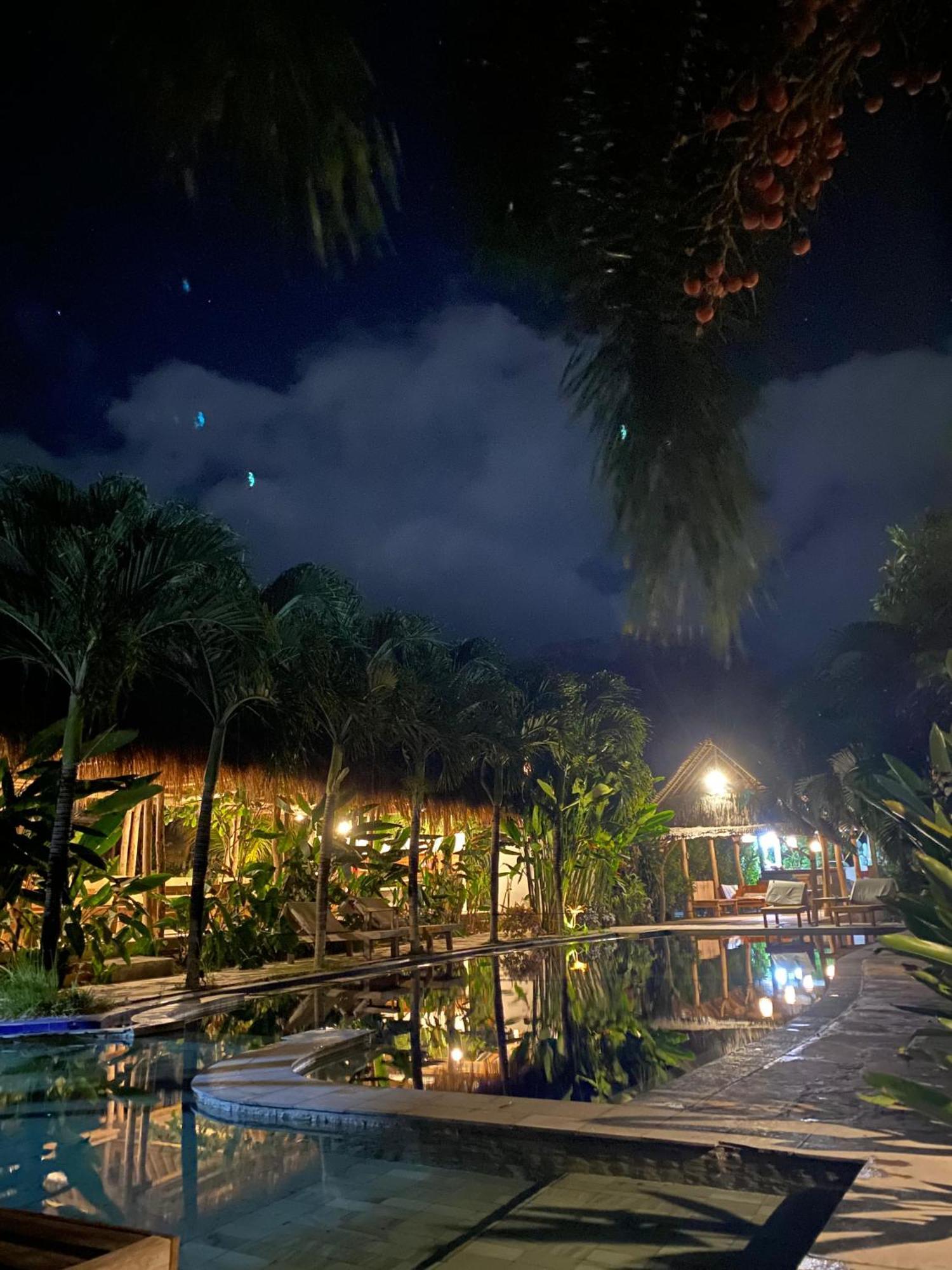 Palm Green Hotel Kuta  Exterior photo